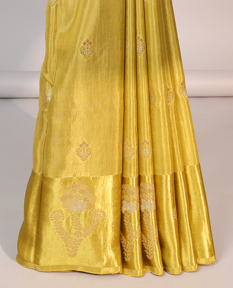 Green floral motifs mushru silk saree with self floral design border & pallu of intricate zari design