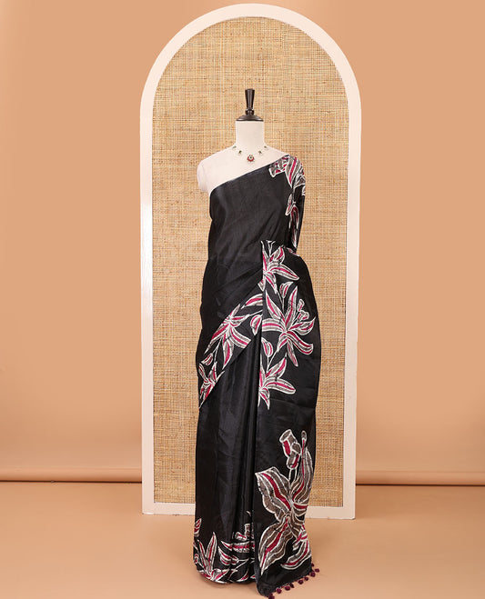 Black-base plain body khadi cotton saree with batik-style violet-color floral printed border & pallu, line-type blouse
