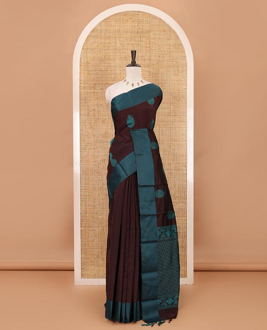 Brown butta silk cotton , contrast bawanchi border & thread weaving rich pallu with tussels
