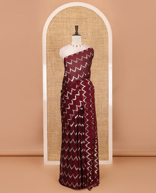 Borderless maroon zig-zag stripes foil printed rangoli saree, running blouse