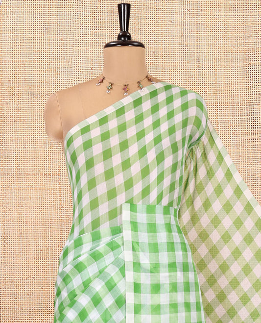 Borderless Green Khadi Mul Cotton Saree, Adorned with Micro-Checks and No Blouse
