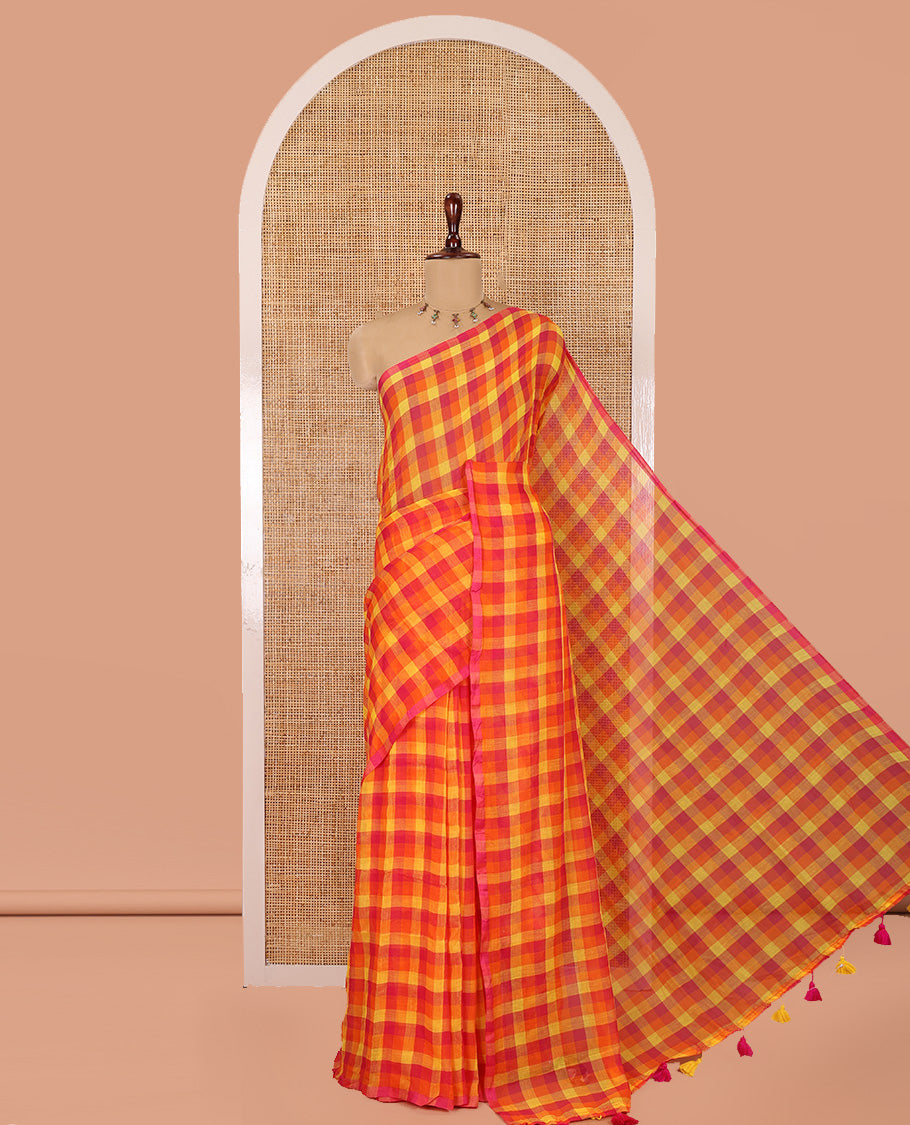 Borderless Pink-Orange  Khadi Mul Cotton Saree, Adorned with Madras Checks, Comes without Blouse