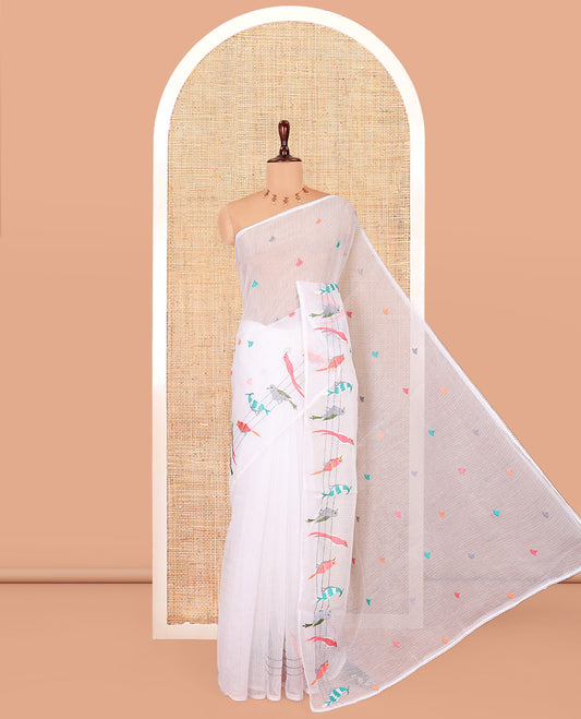 White Kota Doria Saree Features Thread-Embroidered Bird Motifs, a Lace Border, and a Matching Blouse