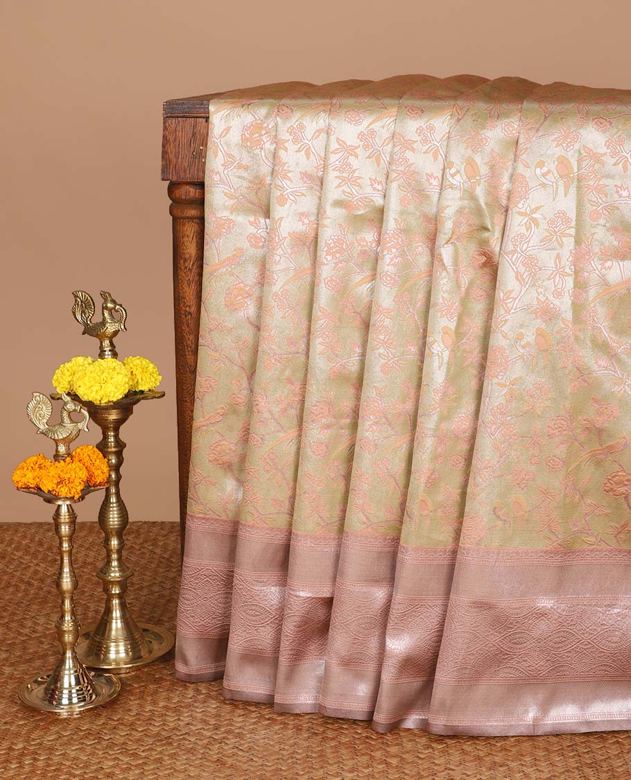 Gold with pink fancy zari weaving design litchi silk saree with contrast jacquard border & weaving rich pallu along with butta zari design blouse