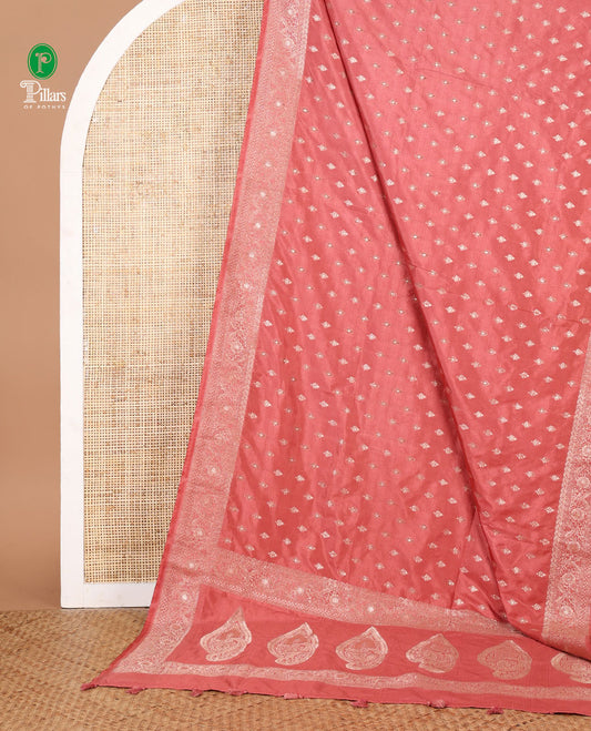 Onion pink zari dola silk saree with banaras border & rich pallu along with plain blouse