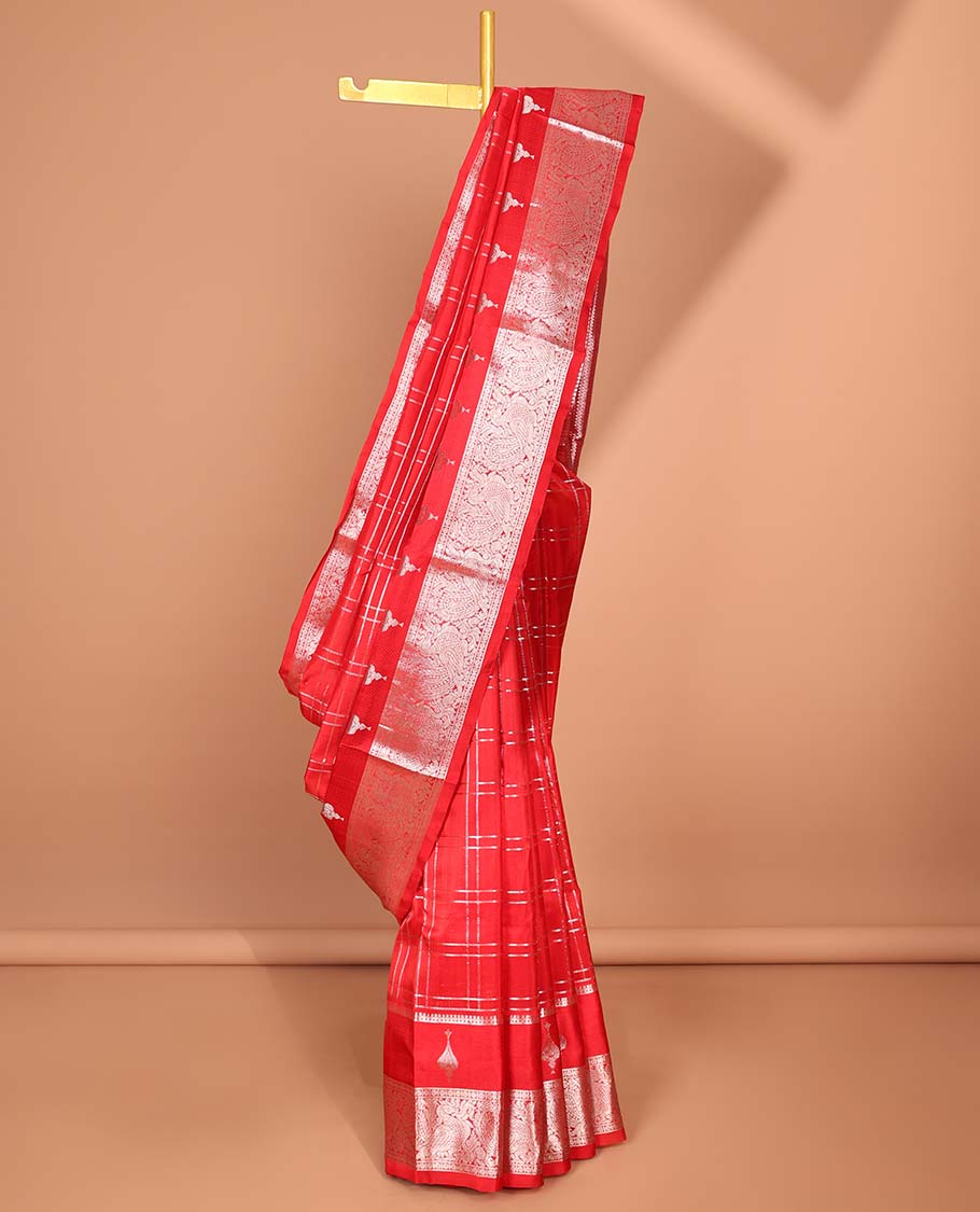 Red checked design vengatagiri pure silk saree , contrast traditional design border & ogee design pallu