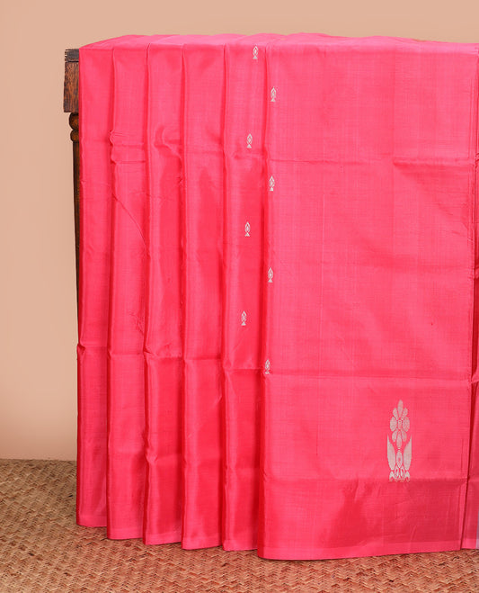 Borderless dark pink buttas Banana pith saree, contrast pallu of floral buttas