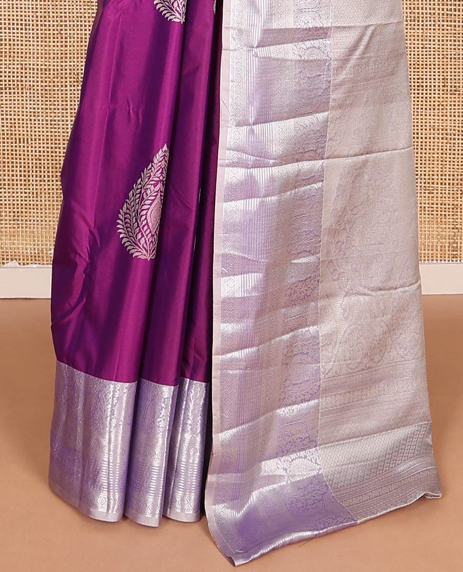 Magenta zari buttas budget silk saree, contrast traditional zari design border, and intricate pallu