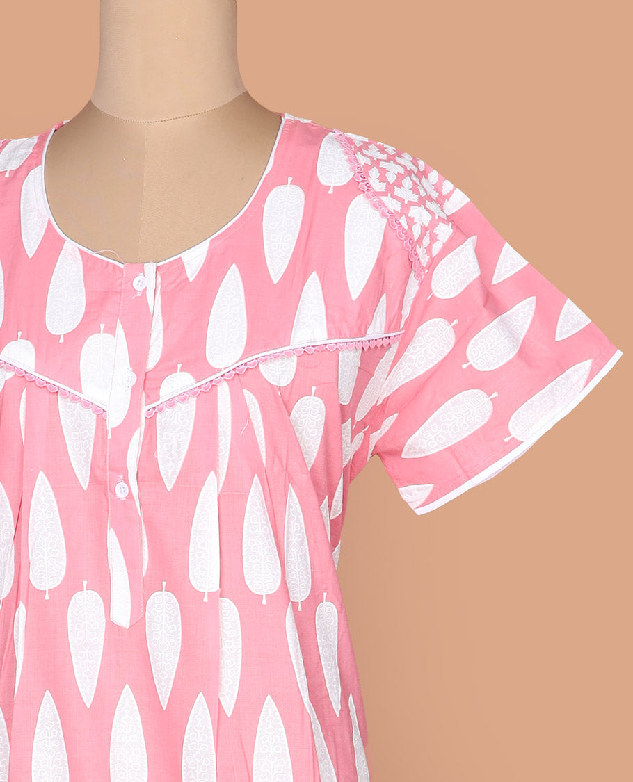 Pink pine tree motifs printed with round necked lace work half-sleeve cotton nighty