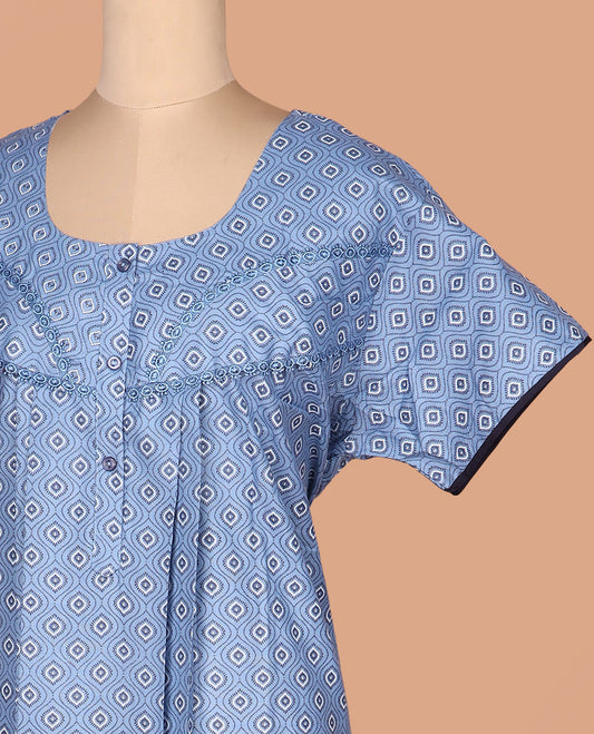 Blue ogee printed with lace work round neck half-sleeve cotton nighty