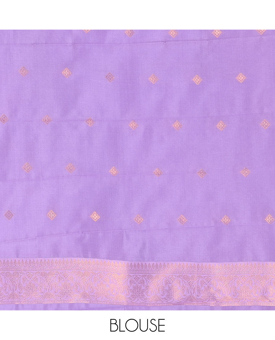 Maroon Art Kanchi Silk Saree, Adorned with Buttas, a Contrast Traditional Zari Border, Intricate Pallu, and a Contrast Blouse