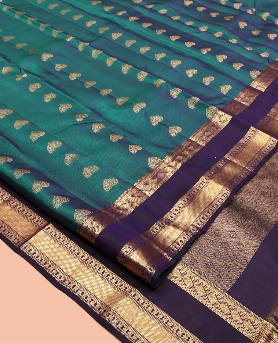Green Vasundhara Lite Silk Mix Saree, Beautified with Zari Buttas, Contrast Rettai Pettu Traditional Border, Grand Jaal Pallu, and a Contrast Blouse