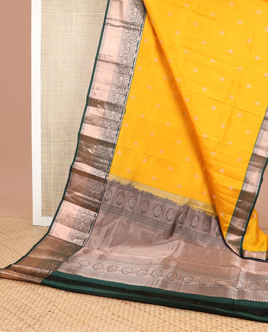 Orange floral buttas silk saree with contrast korvai border of thilakam mokku, kodi visiry, banras design & jaal pallu