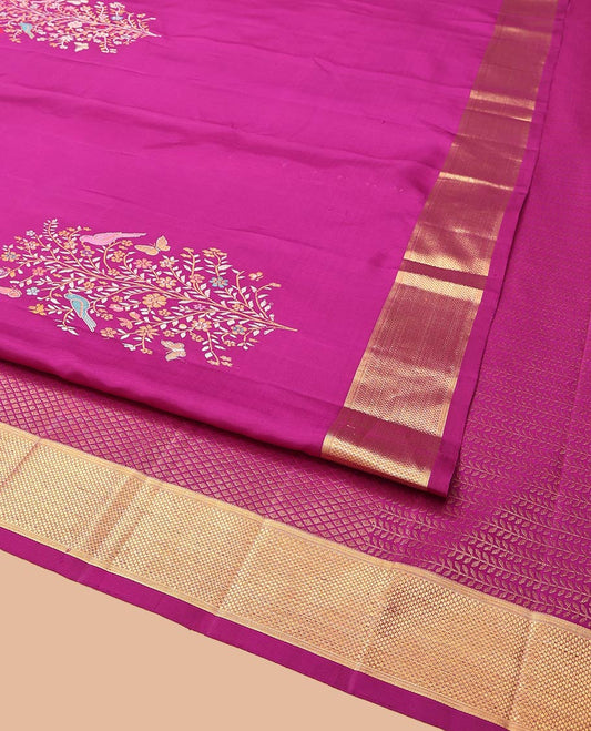 Rani Pink Kanchipuram Designer Silk Saree, Majestically Detailed with Meenakari Floral-Bird Theme Motifs All Over Its Body, Highlighted by a Zari Border of Then Kuli Kann Designs, Grandly Woven Jaal Pallu, and Paired with a Matching Blouse