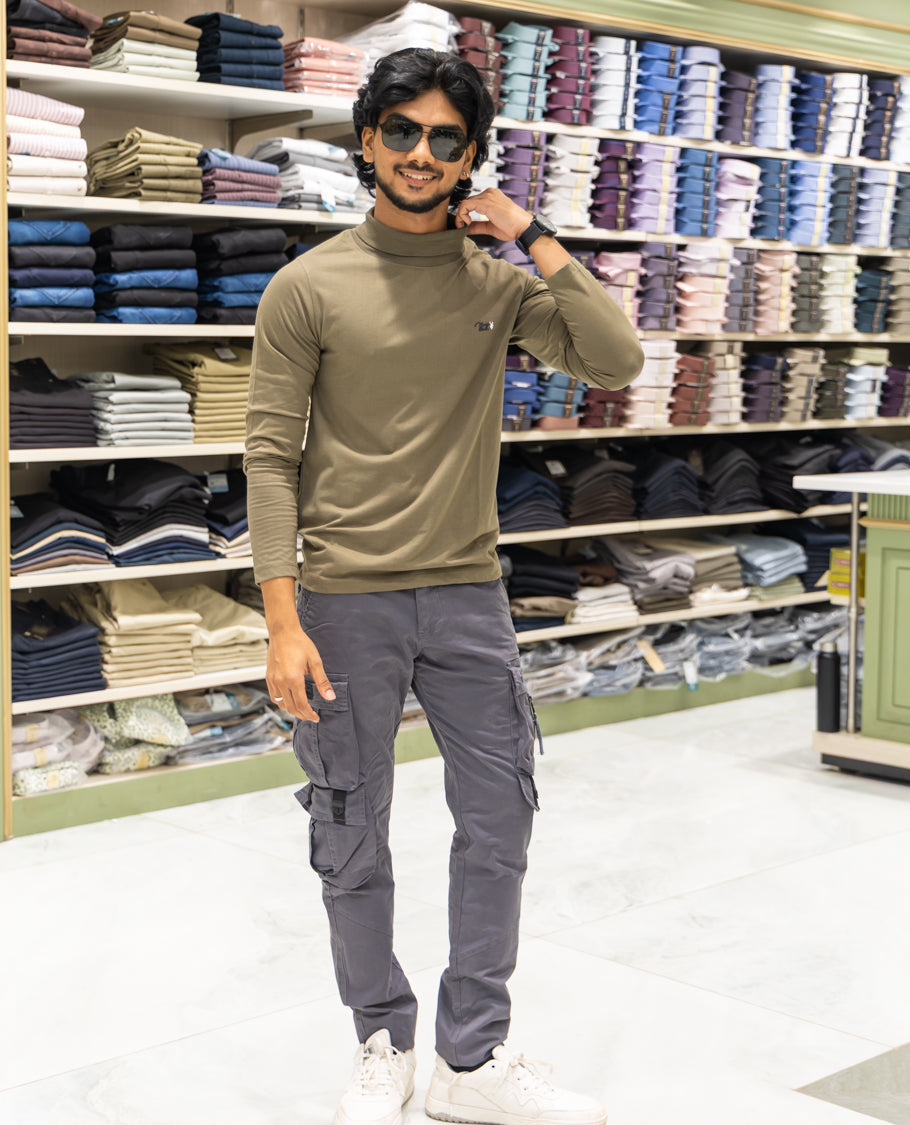 Green Plain Cotton-Blended Turtleneck T-Shirt Comes with Full Sleeves, a Slim Fit, and Regular Length