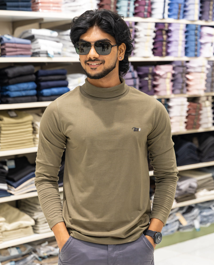 Green Plain Cotton-Blended Turtleneck T-Shirt Comes with Full Sleeves, a Slim Fit, and Regular Length