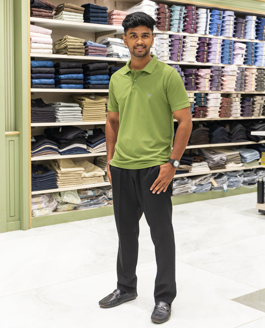 Green Plain Cotton-Blended Polo T-Shirt Comes with Half Sleeves, a Slim Fit, Cuban Collar, and Regular Length