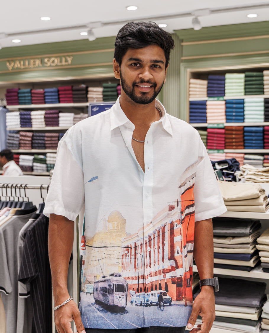 White Half Sleeves Cotton-Blended Casual Shirt
