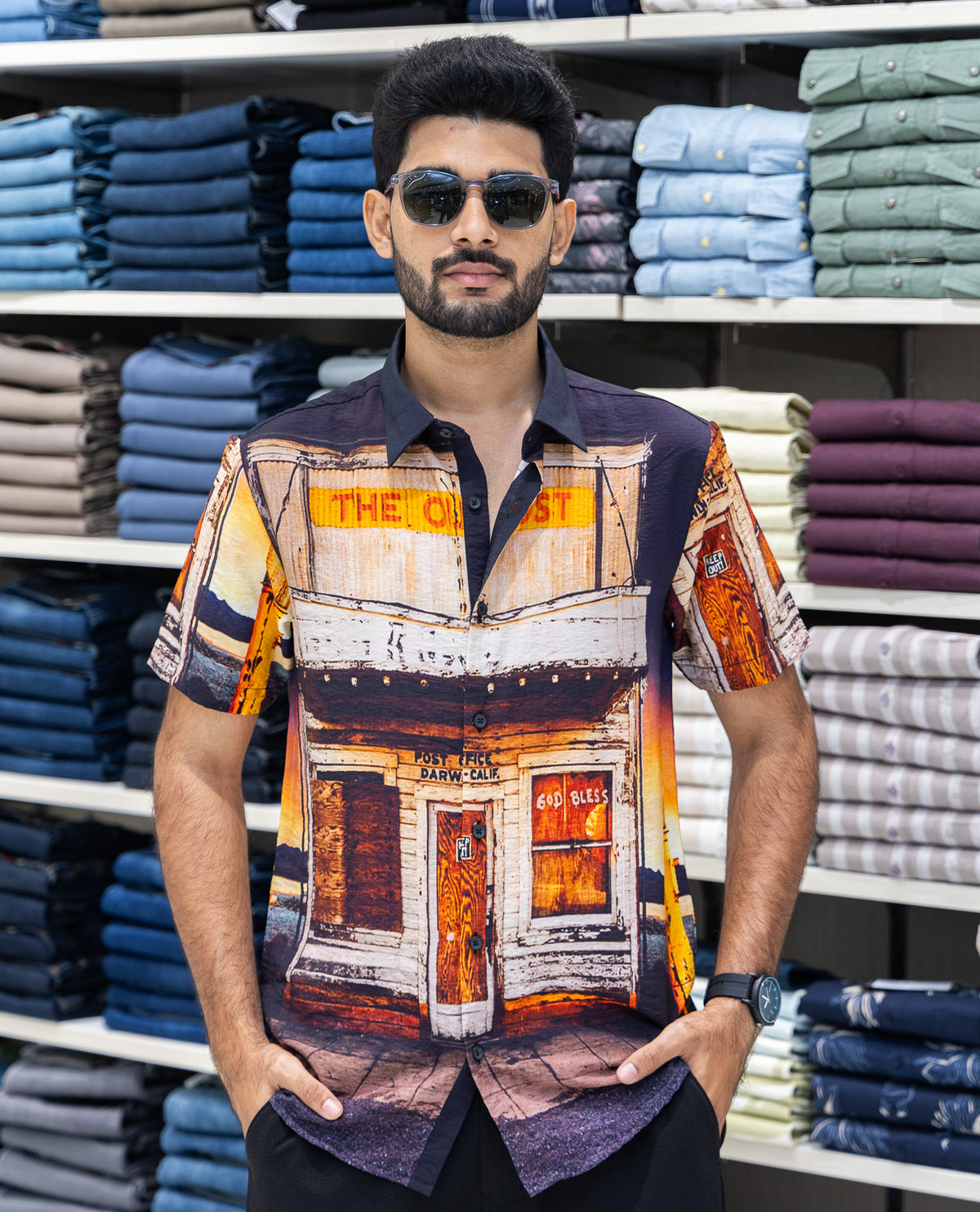 Black Regular Fit Cotton-Blended Casual Shirt