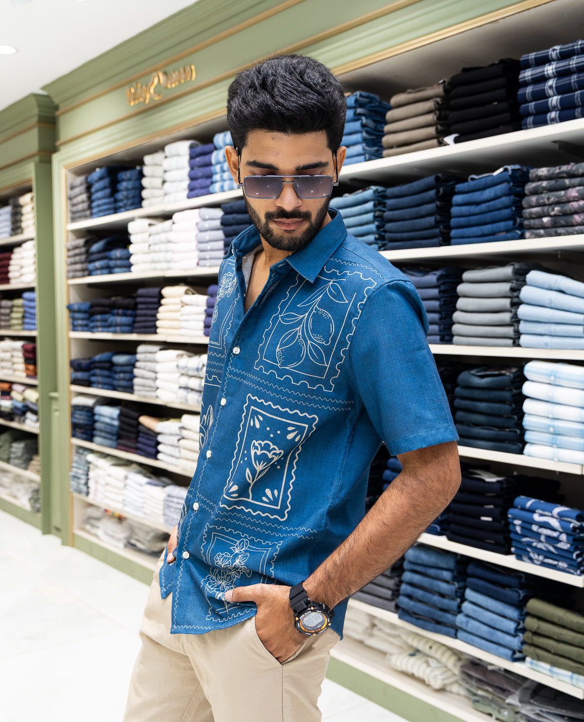 Blue Half Sleeves Cotton-Blended Casual Shirt