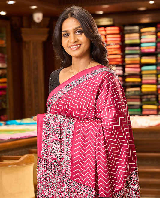 Pink zig zag digital printed design gajji silk saree with ajrak printed border & ajrak printed pallu along with printed blouse