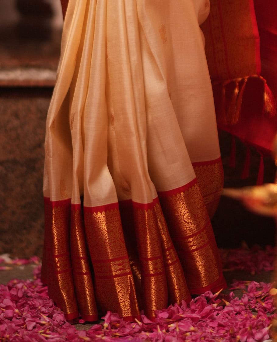 Off-White-Red Vasundhara Lite Silk Mix Saree