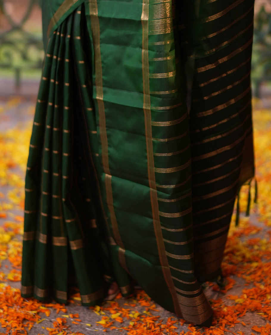 Dark Green Vasundhara Lite Silk Mix Saree