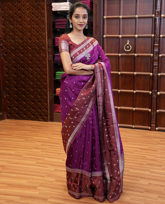 Purple zari dola silk saree with banaras border & rich pallu along with plain blouse