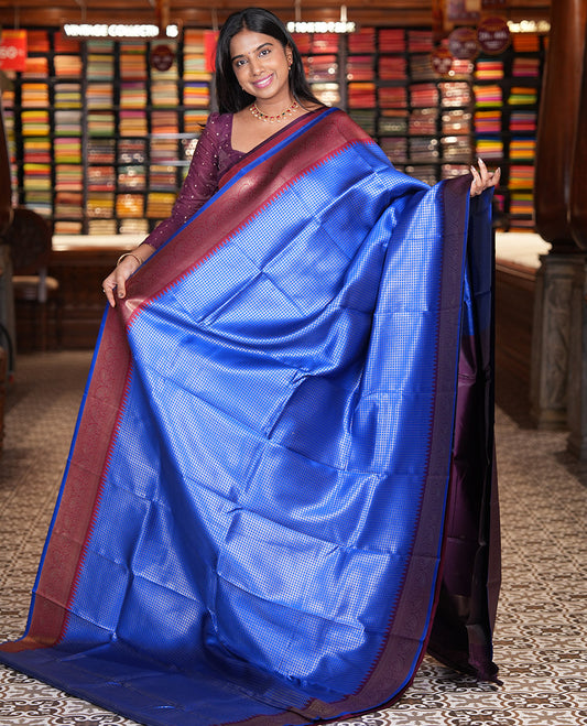 Royal Blue Zari Checked Litchi Saree with Contrast Ganga-Jamuna Border, Grand Pallu, and a Contrast Blouse