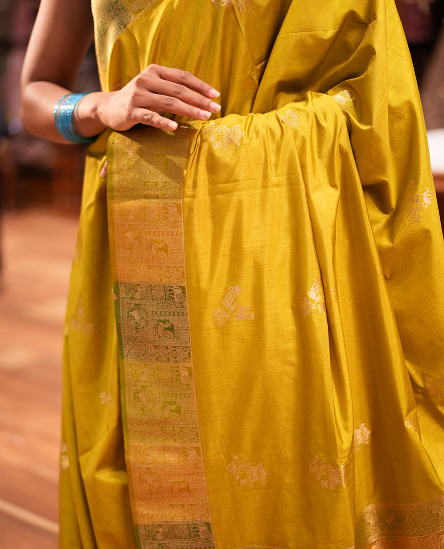 Olive Green Zari Motifs Fancy Raw Silksaree, Contrast Intricate Zari Border, Matching Blouse