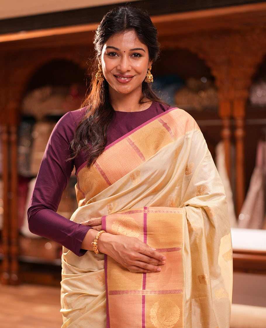 Onion Pink Peacock Motif Fancy Raw Silksaree, Contrast Checked Zari Border, Jaal Pallu, Matching Blouse