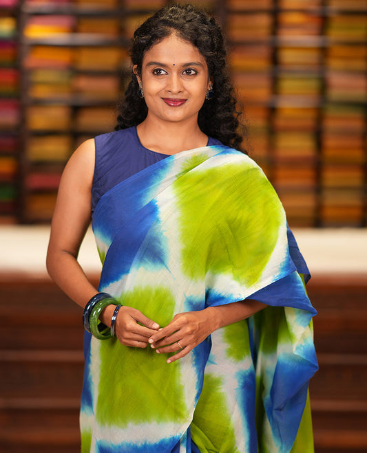 Borderless Royal-Green Diamond Shibori Printed Khadi Mul Cotton Saree, and No Blouse