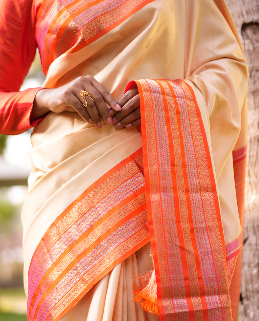 Sandal Manga-Chakra Buttas Vasundhara Silk Saree, Contrast Traditional Border, and Contrast Blouse