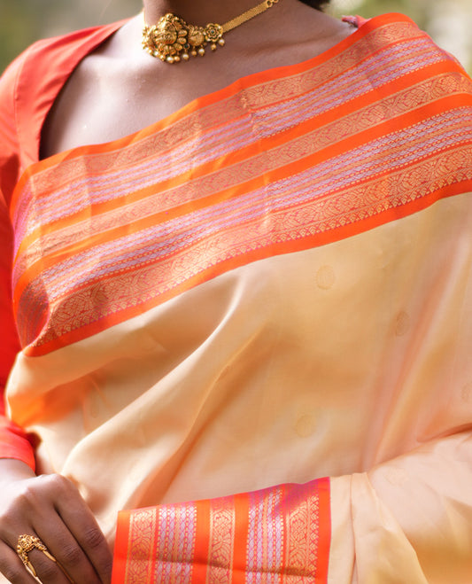 Sandal Manga-Chakra Buttas Vasundhara Silk Saree, Contrast Traditional Border, and Contrast Blouse