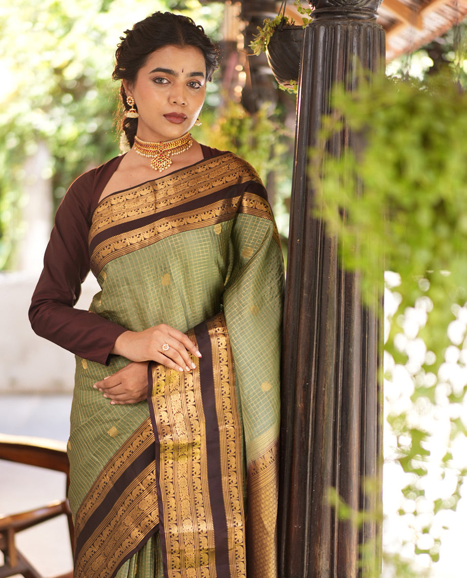 Elaichi Checked Vasundhara Lite Silk Mix Saree, Contrast Elephant Border, Jaal Pallu, and Contrast Blouse