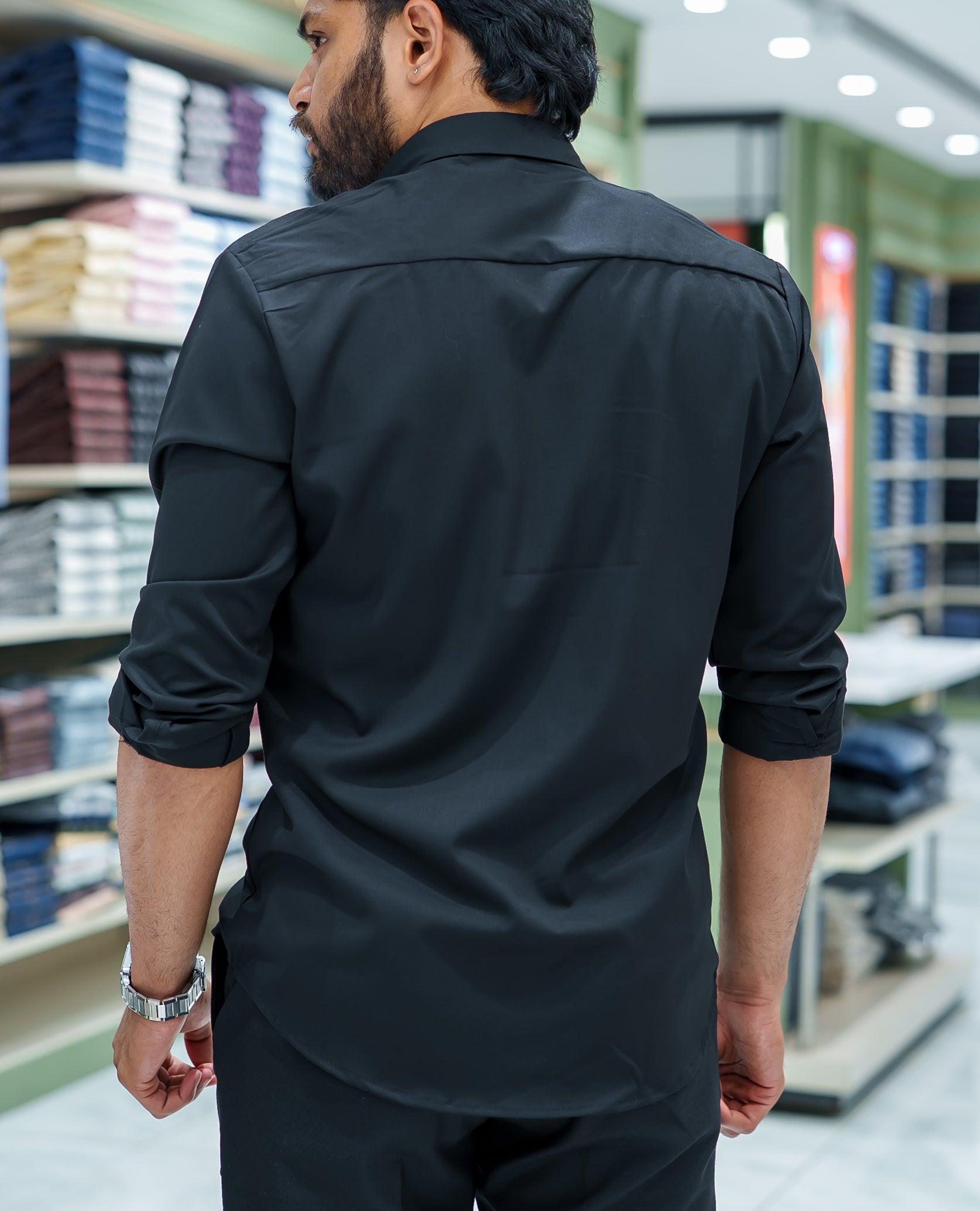 Black Plain Cotton Blended Casual Liquid Shirt, Featuring a Spread Collar, Full Sleeves, Slim Fit, and Regular Length