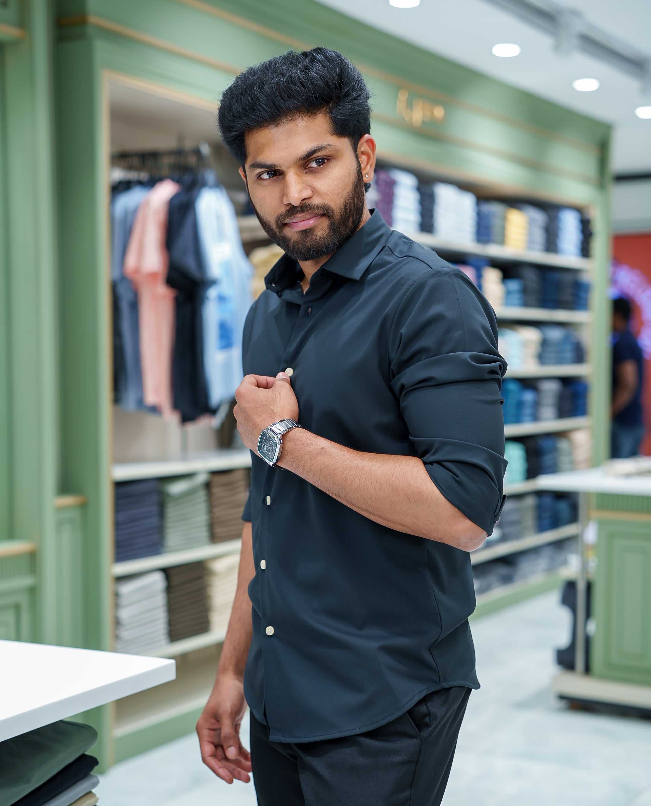 Dark Green Plain Cotton Blended Casual Liquid Shirt, Featuring a Spread Collar, Full Sleeves, Slim Fit, and Regular Length