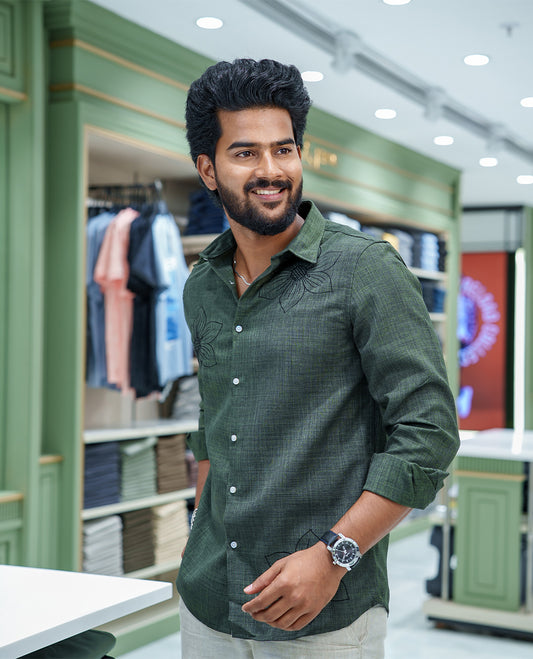 Dark Green Linen Blended Casual Shirt, Accentuated with Heathered Base and Floral Thread Embroidery, Featuring a Spread Collar, Full-Sleeves, Slim Fit, and Regular Length