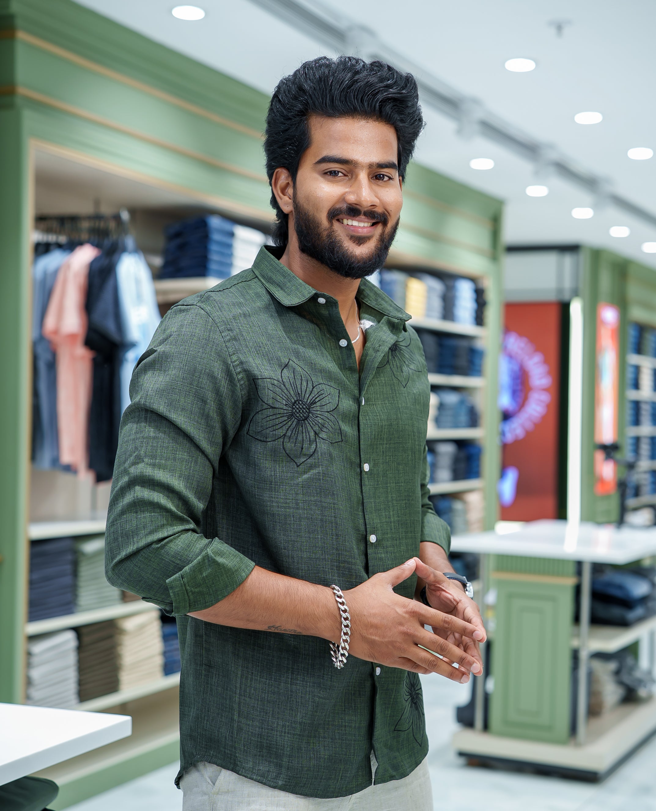 Dark Green Linen Blended Casual Shirt, Accentuated with Heathered Base and Floral Thread Embroidery, Featuring a Spread Collar, Full-Sleeves, Slim Fit, and Regular Length