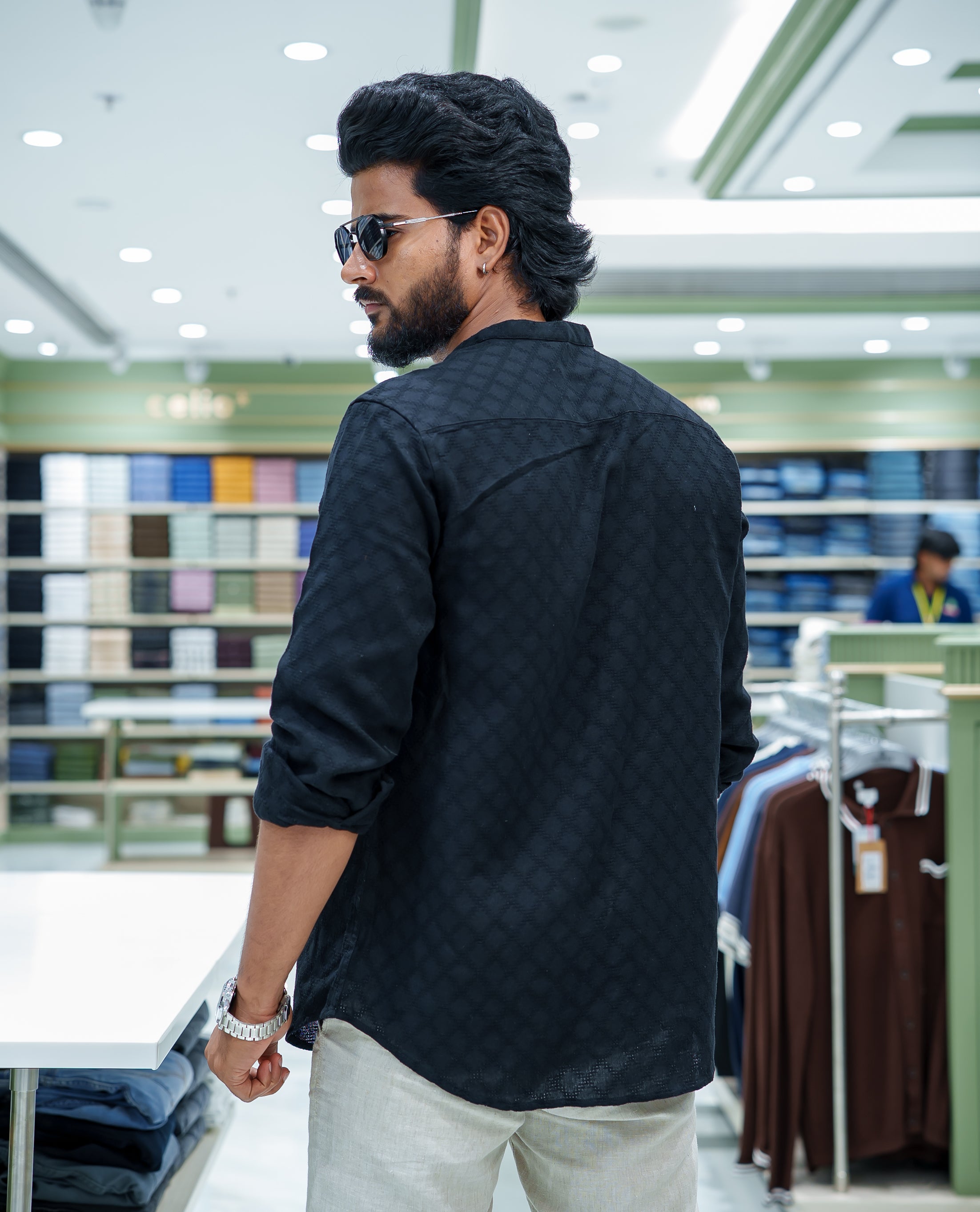 Black Cotton Blended Casual Shirt, Subtly Sparkled with Diamond-Patterns Texture, Featuring a Mandarin Collar, Full Sleeves, Slim Fit, and Regular Length