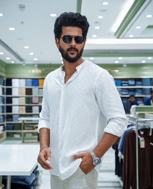 White Cotton Blended Casual Shirt, Subtly Sparkled with Diamond-Patterns Texture, Featuring a Mandarin Collar, Full Sleeves, Slim Fit, and Regular Length