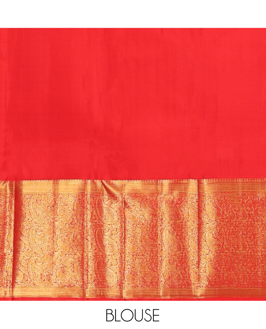 Rose Gold Samudrika Silk Saree, Majestically Detailed with Floral Jaal Jacquard Zari Weave, Grandly Woven Border Featuring Manga Mokku, Muthu, and Arumbu Manga Designs, the Pallu Steeped with Manga Designs, and Paired with Zari Design Blouse