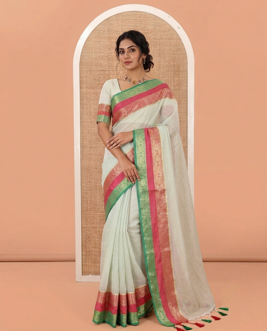 Cream Plain Khadi Mul Cotton Saree, Complemented by a Contrast Rettai Pettu Traditional Zari Design Border of Chakram Motifs, a Self-Pallu, and Paired with a Matching Blouse