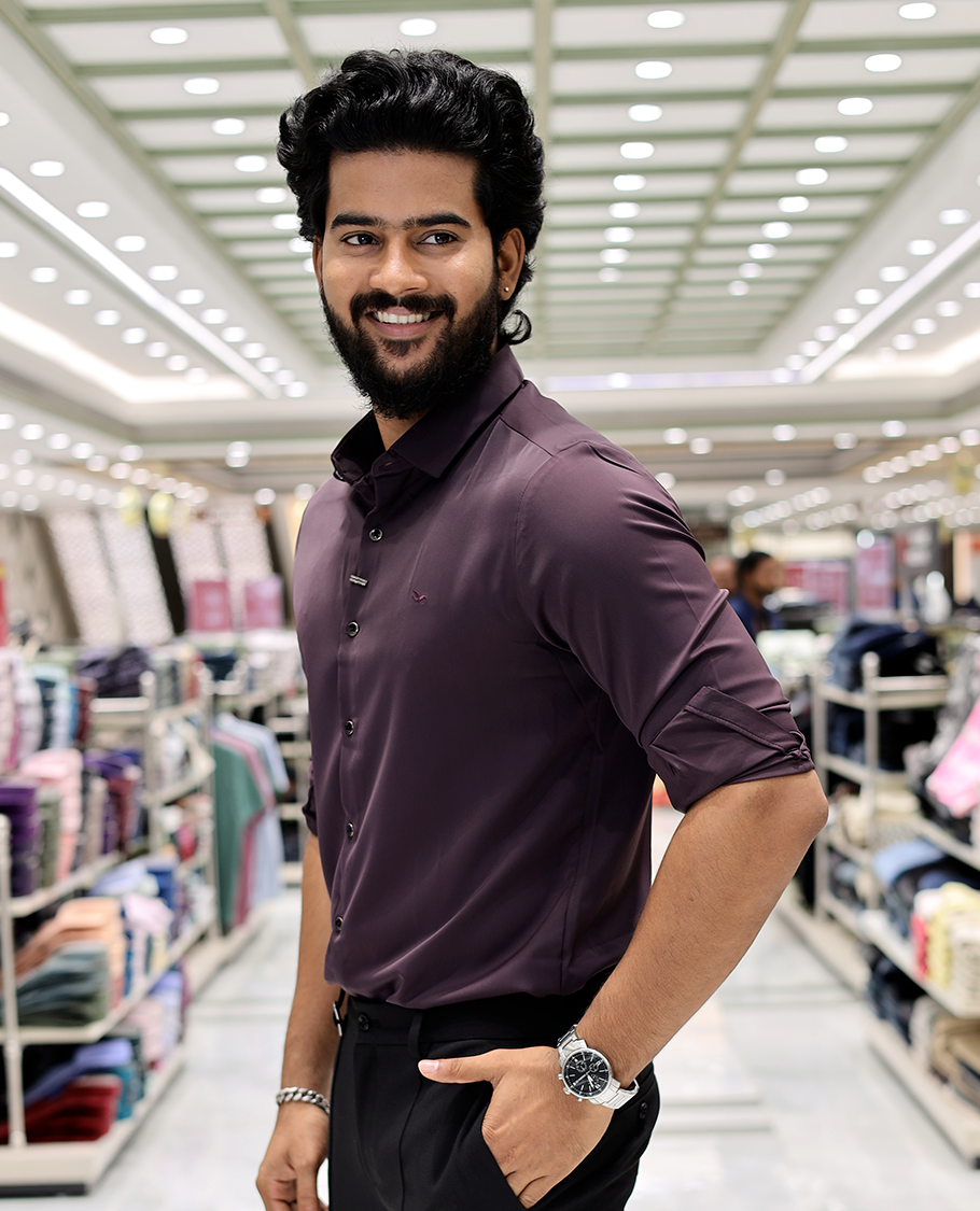 Burgundy Solid Poly-Blended Formal Shirt Features Full Sleeves, a Slim Fit, a Spread Collar, and Regular Length