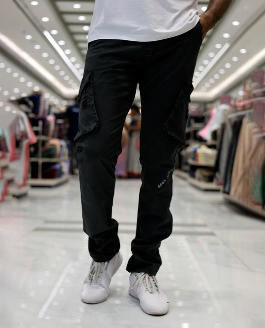 Grey Plain Cotton-Blended Cargo Trousers Come with a Regular Fit, Belt Loops, and Regular Length