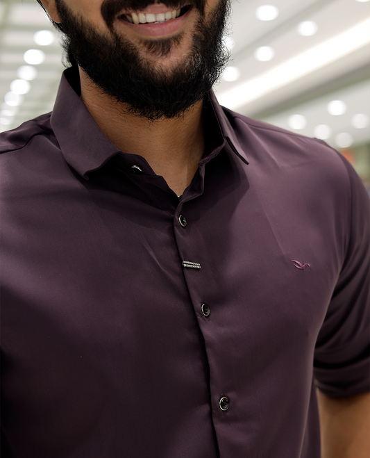 Burgundy Solid Poly-Blended Formal Shirt Features Full Sleeves, a Slim Fit, a Spread Collar, and Regular Length