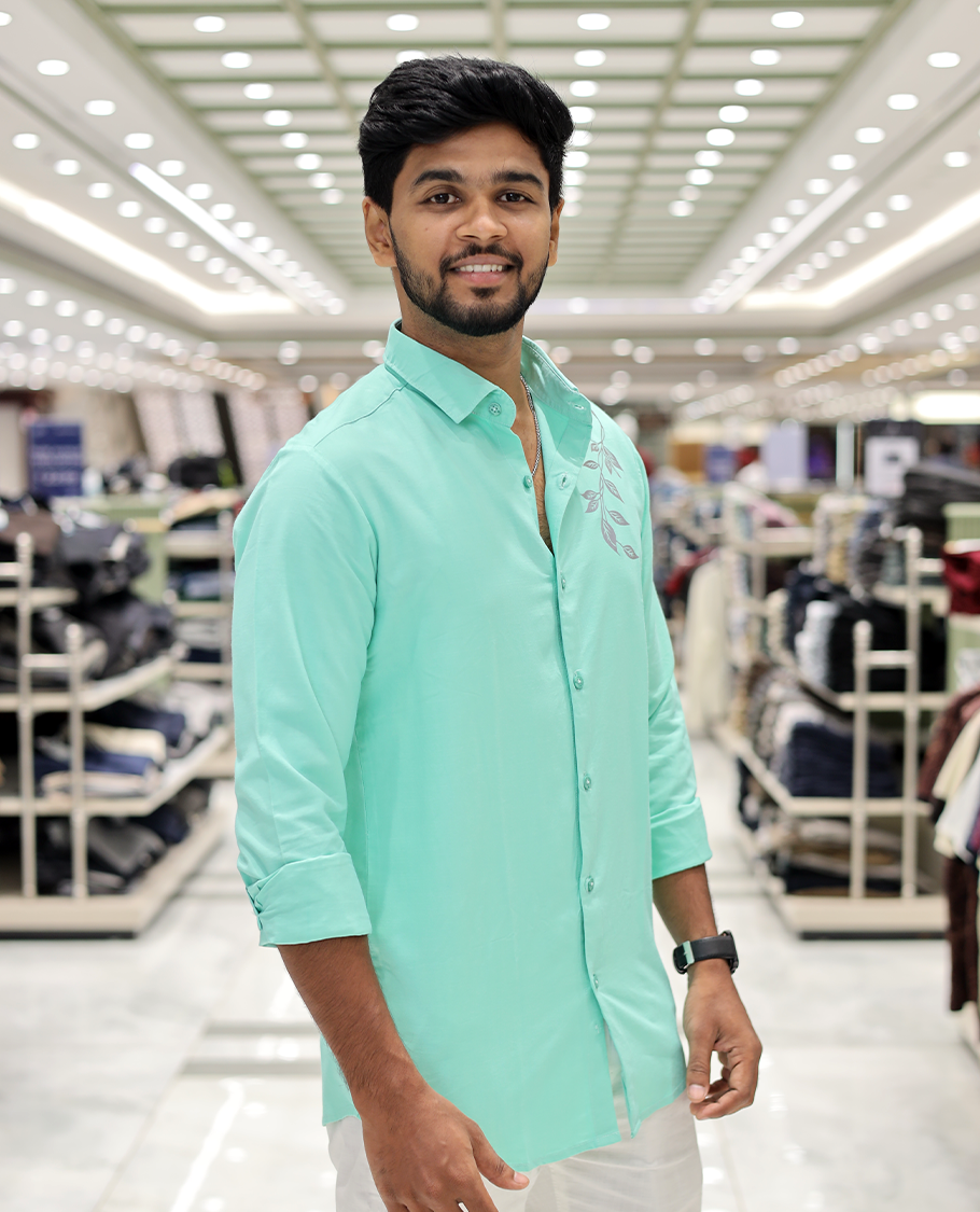 Green Cotton-Blended Party Wear Shirt, Comes with Floral Print, Full Sleeves, a Spread Collar, a Slim Fit, and Regular Length