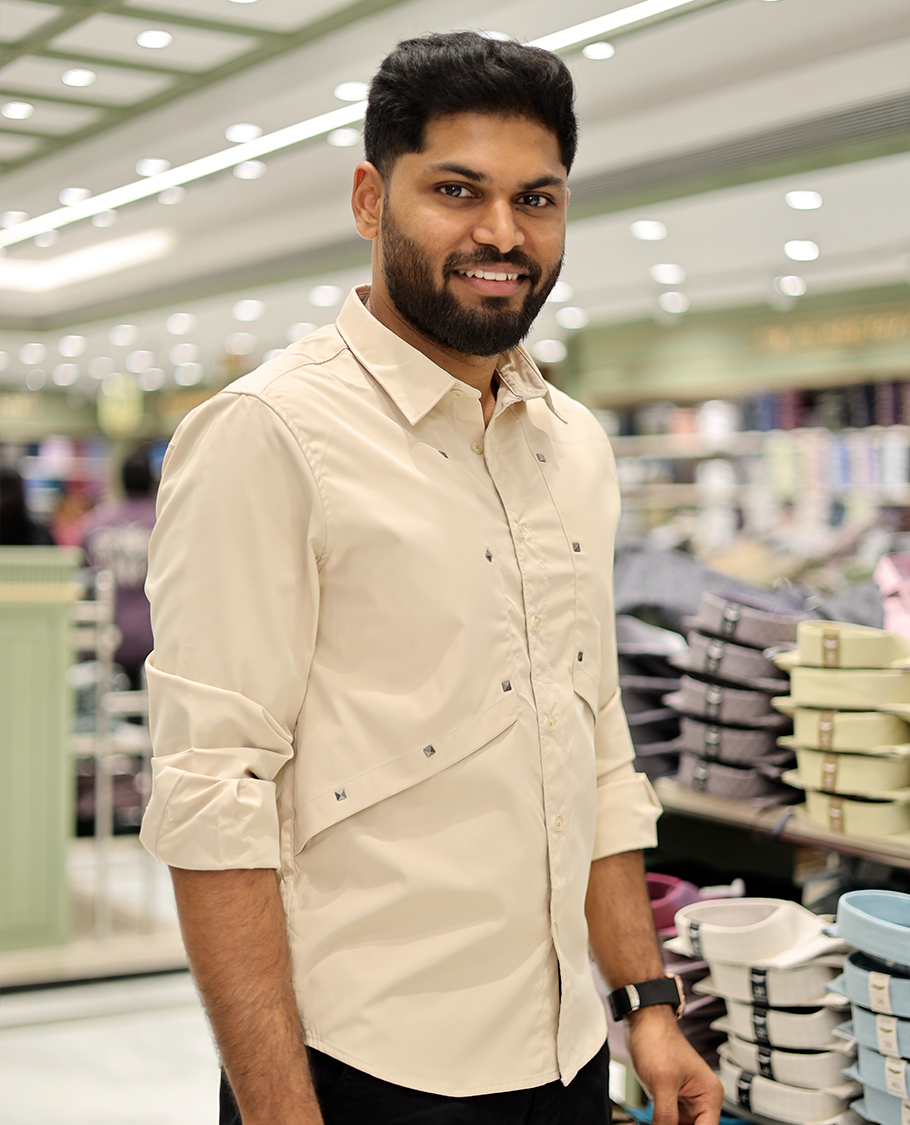Cream Cotton-Blended Casual Shirt Features Life-Quotes Backprint, Full-Sleeves, a Spread Collar, a Regular Fit, and a Regular Length