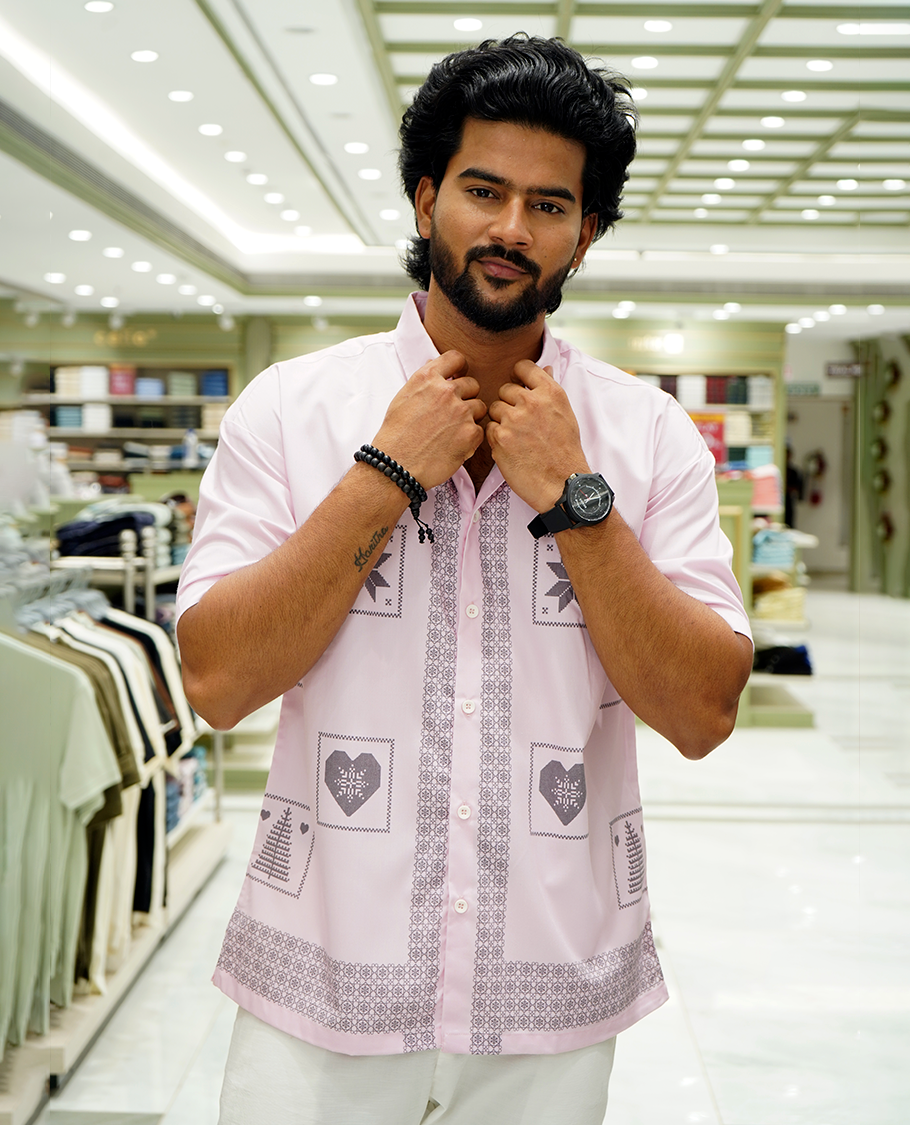 Pink Cotton-Blended Casual Shirt Features Contemporary Print, Full Sleeves, a Spread Collar, a Slim Fit, and a Regular Length