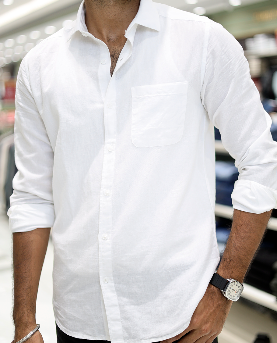 White Solid Linen-Blended Casual Shirt Features Full Sleeves, a Slim Fit, a Spread Collar, and a Regular Length